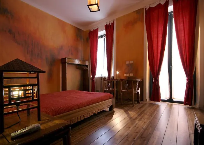 فندق مبيت وإفطار Villa Doree ميلان