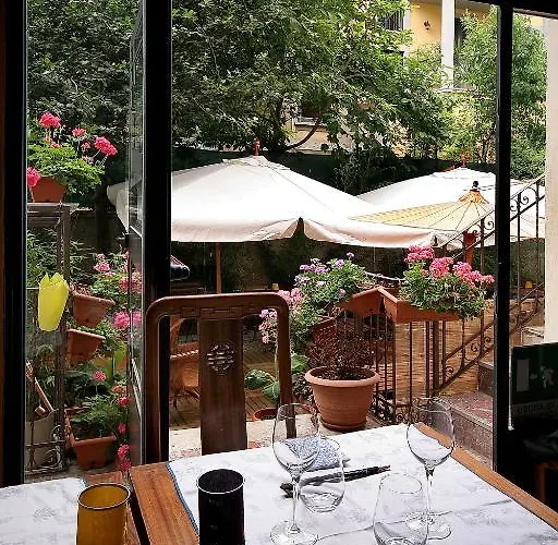 Bed & Breakfast Villa Doree