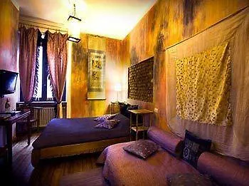 Villa Doree Bed and Breakfast 3*